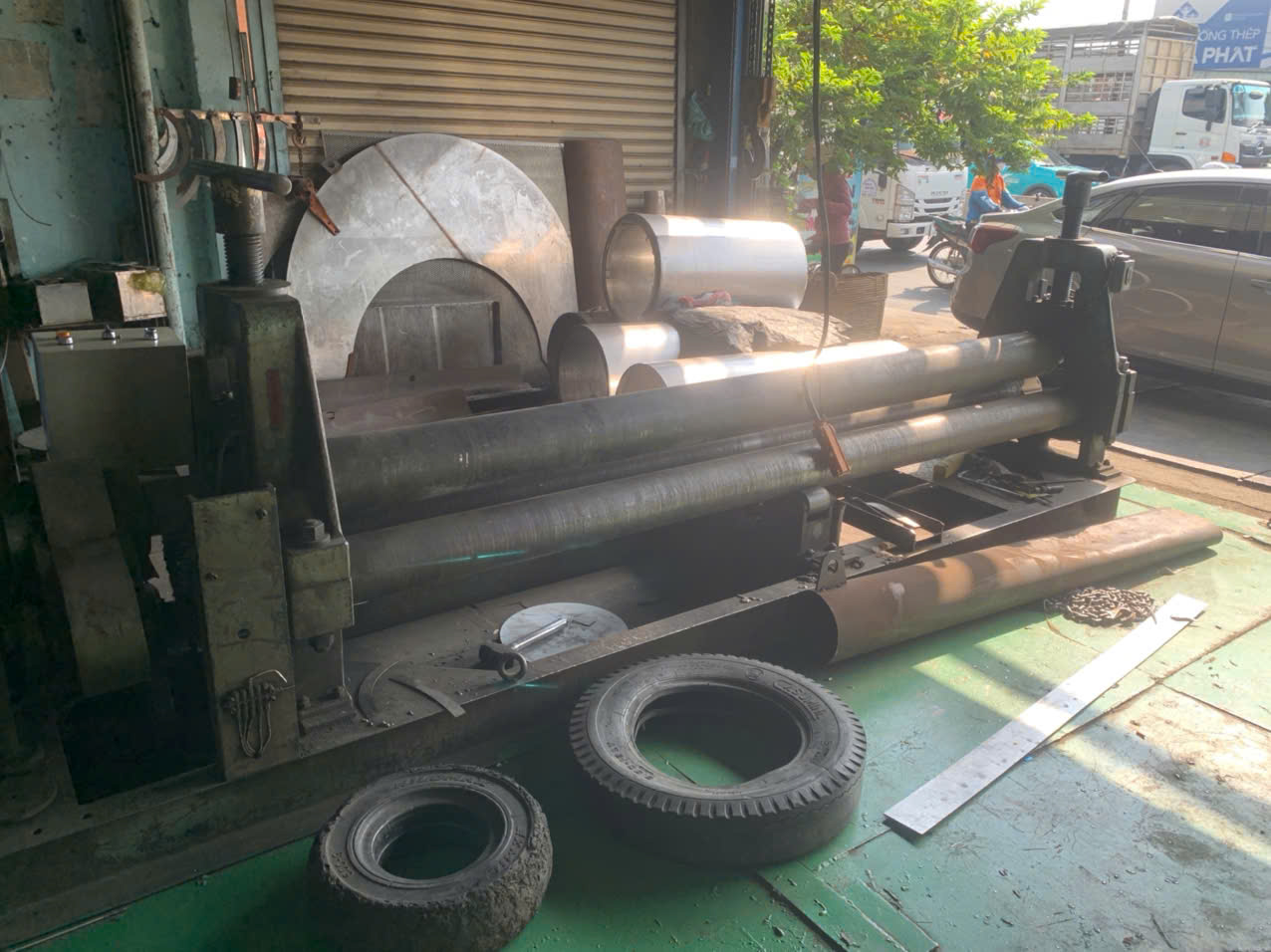 Plate rolling machine 3.jpg